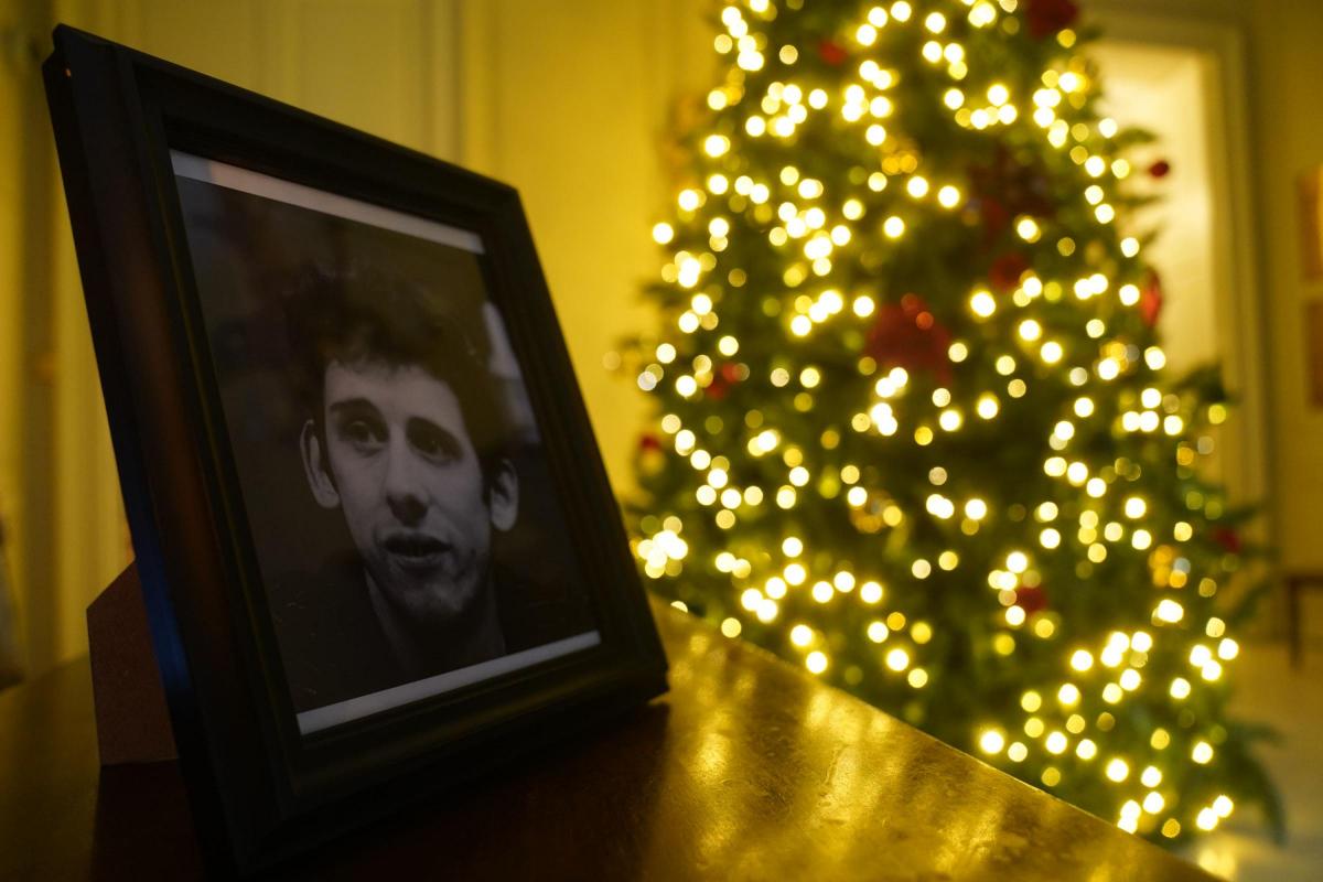 Shane McGowan & The Pogues' Fairytale of New York May Be UK No. 1 Song –  Billboard